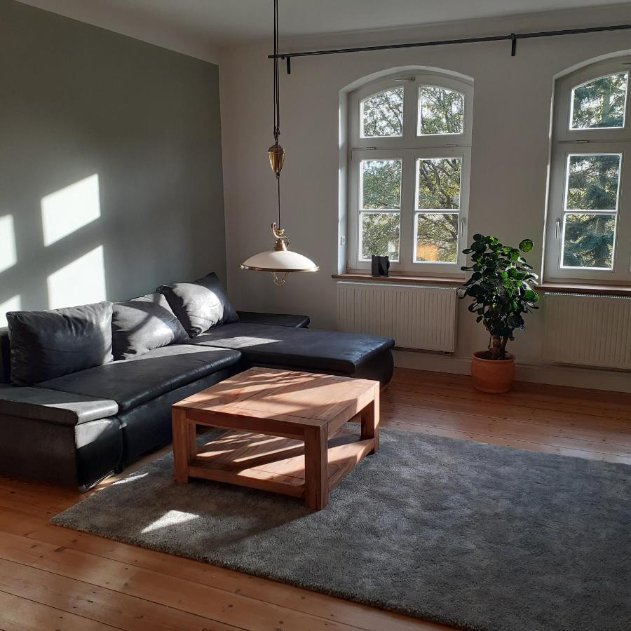 Kuhstorf Ferienwohnung Ehemalige Revierfoersterei "Uns Luett" מראה חיצוני תמונה