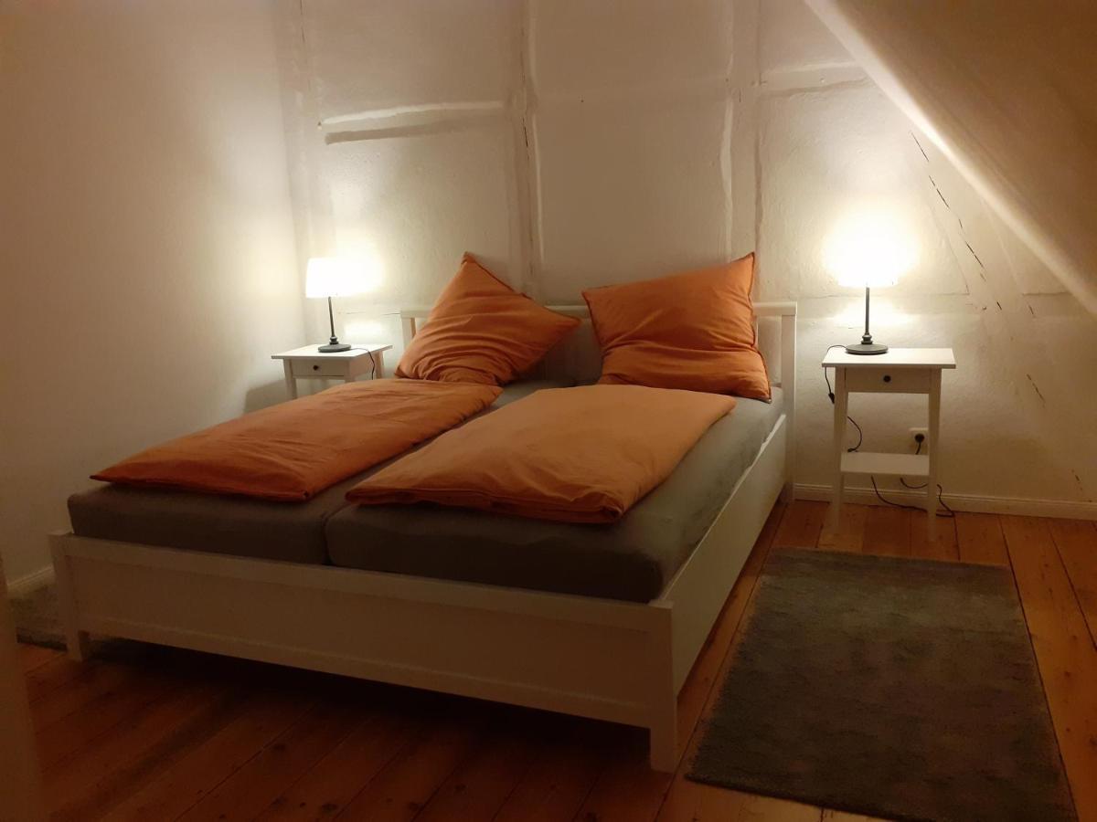 Kuhstorf Ferienwohnung Ehemalige Revierfoersterei "Uns Luett" מראה חיצוני תמונה